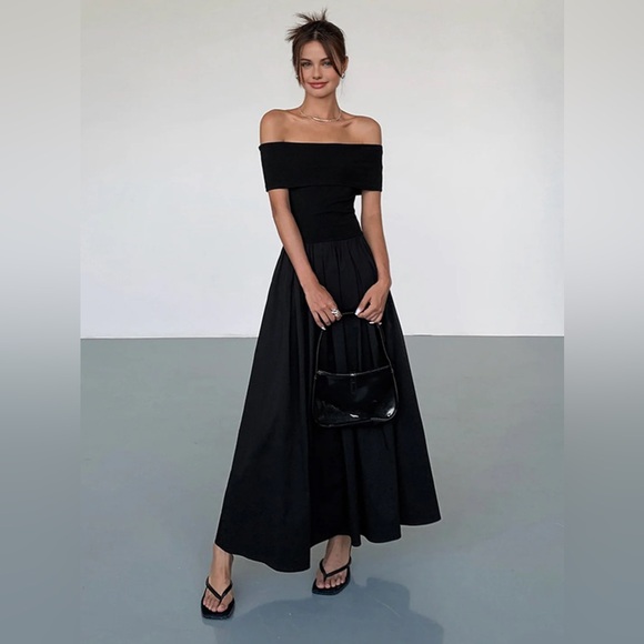 Commense Dresses & Skirts - Commense Frenchy Solid Off-Shoulder Long Dress - size XSmall
